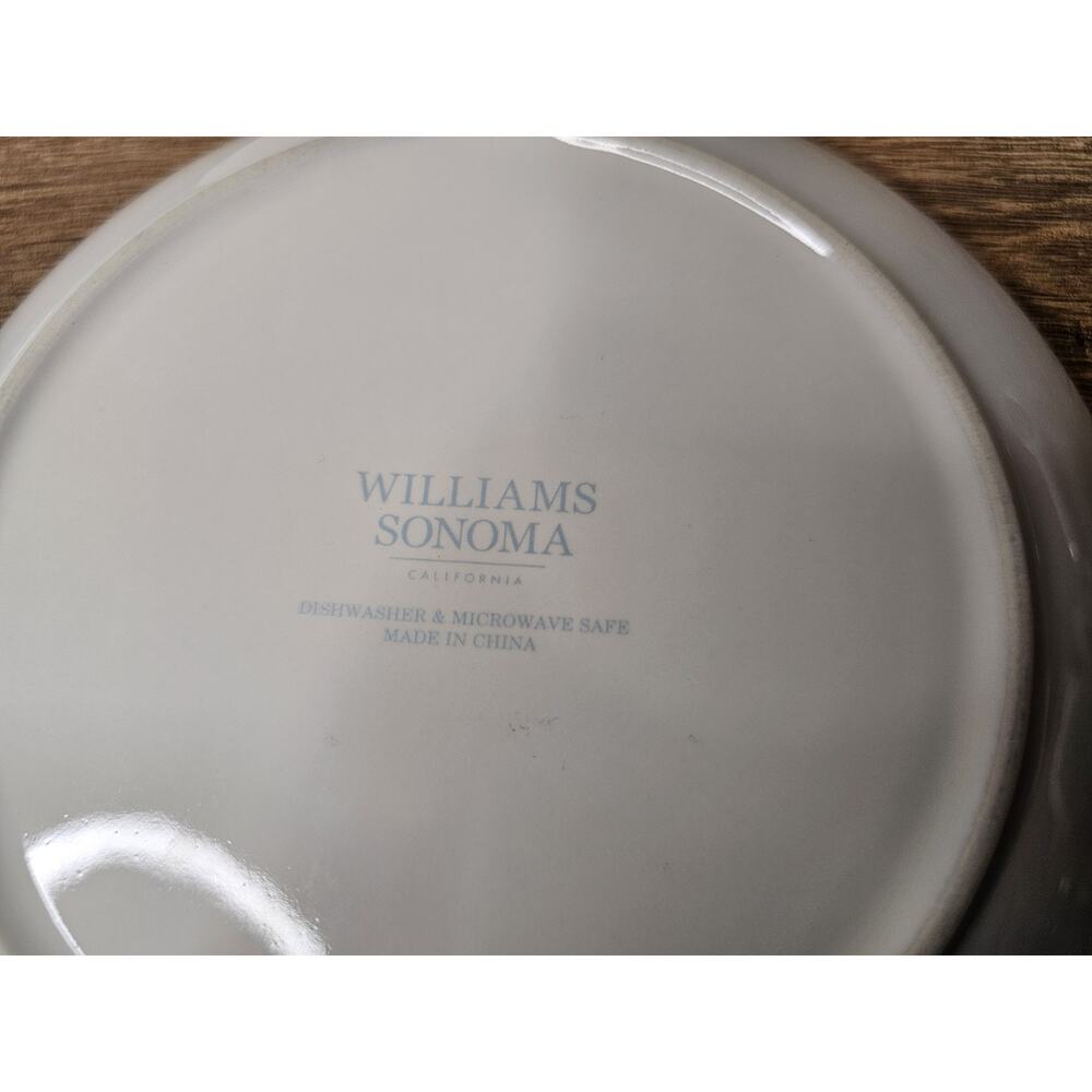 Williams Sonoma Blue Damask Easter Bunny Rabbit Salad Dessert Plates Set Of 4 - Picture 7 of 8